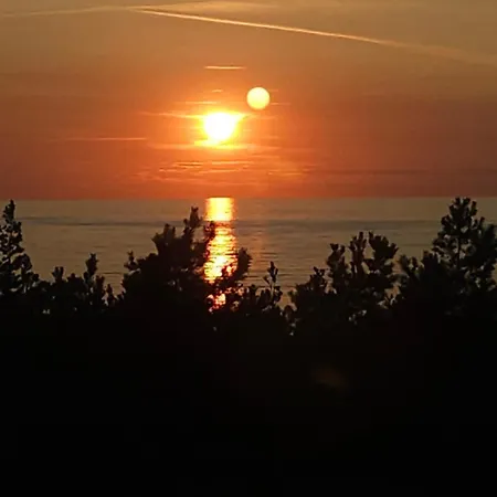 Luxar Pinea - With Sea View アパート