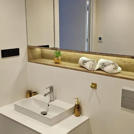 Luxar Pinea - With Sea View Apartamento Pobierowo