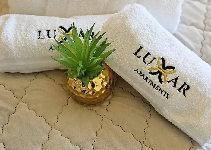 Διαμέρισμα Luxar Pinea - With Sea View