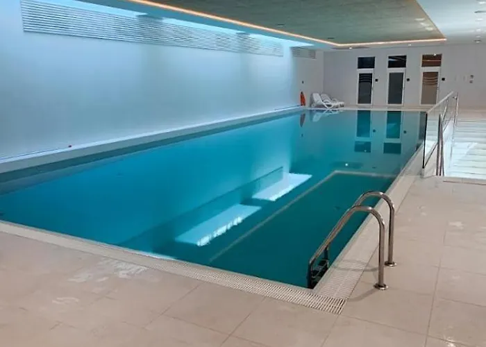 Luxar Pinea - With Sea View Διαμέρισμα *